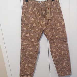 Levi's Men's 502 Taper Hybrid Cargo Pants